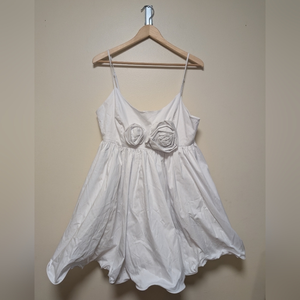ASOS Luxe White Rosette Bubble Hem Mini Dress – Size US 12